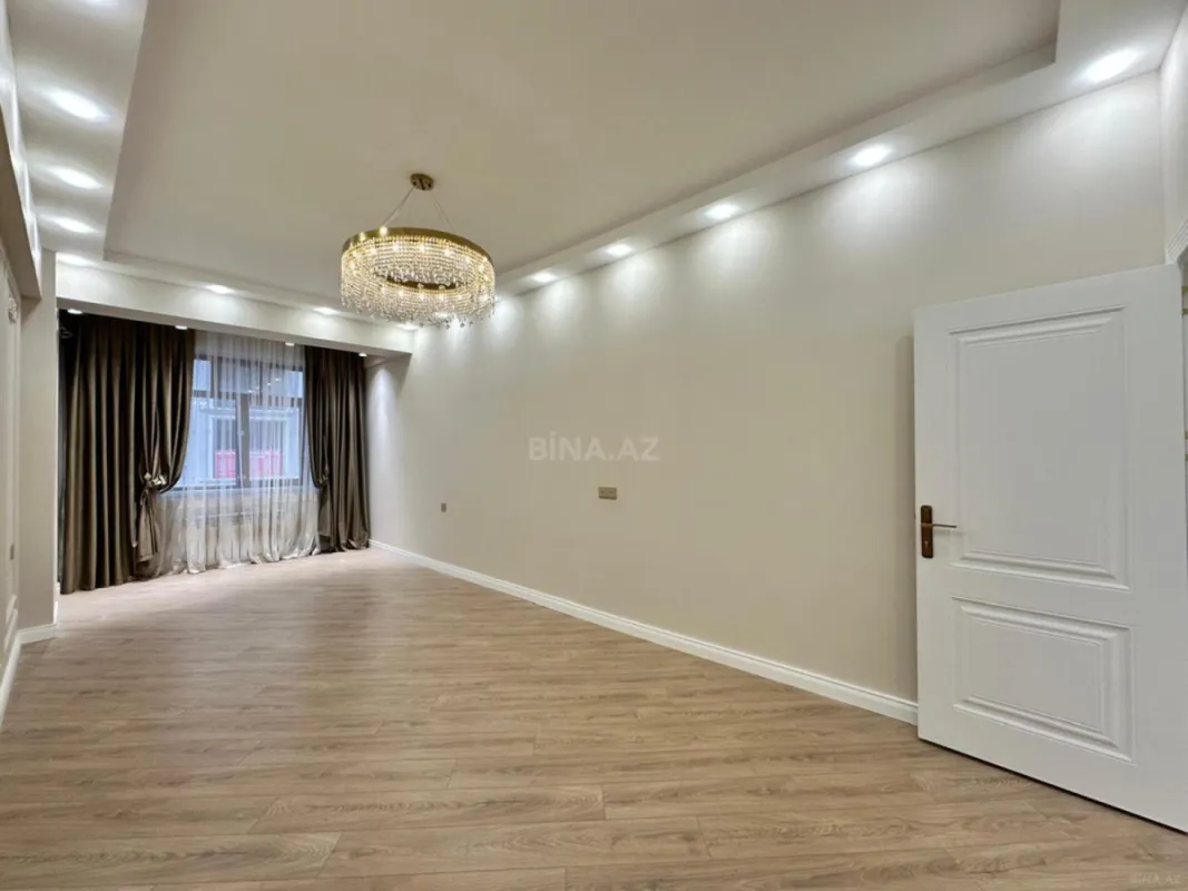 Satılır 2 otaqlı mənzil 85 m²