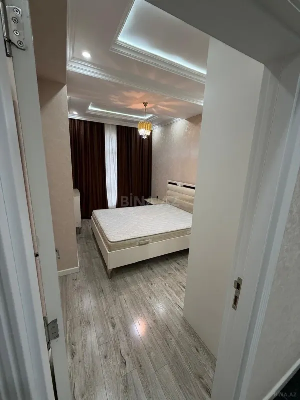 Satılır 2 otaqlı mənzil 88 m²