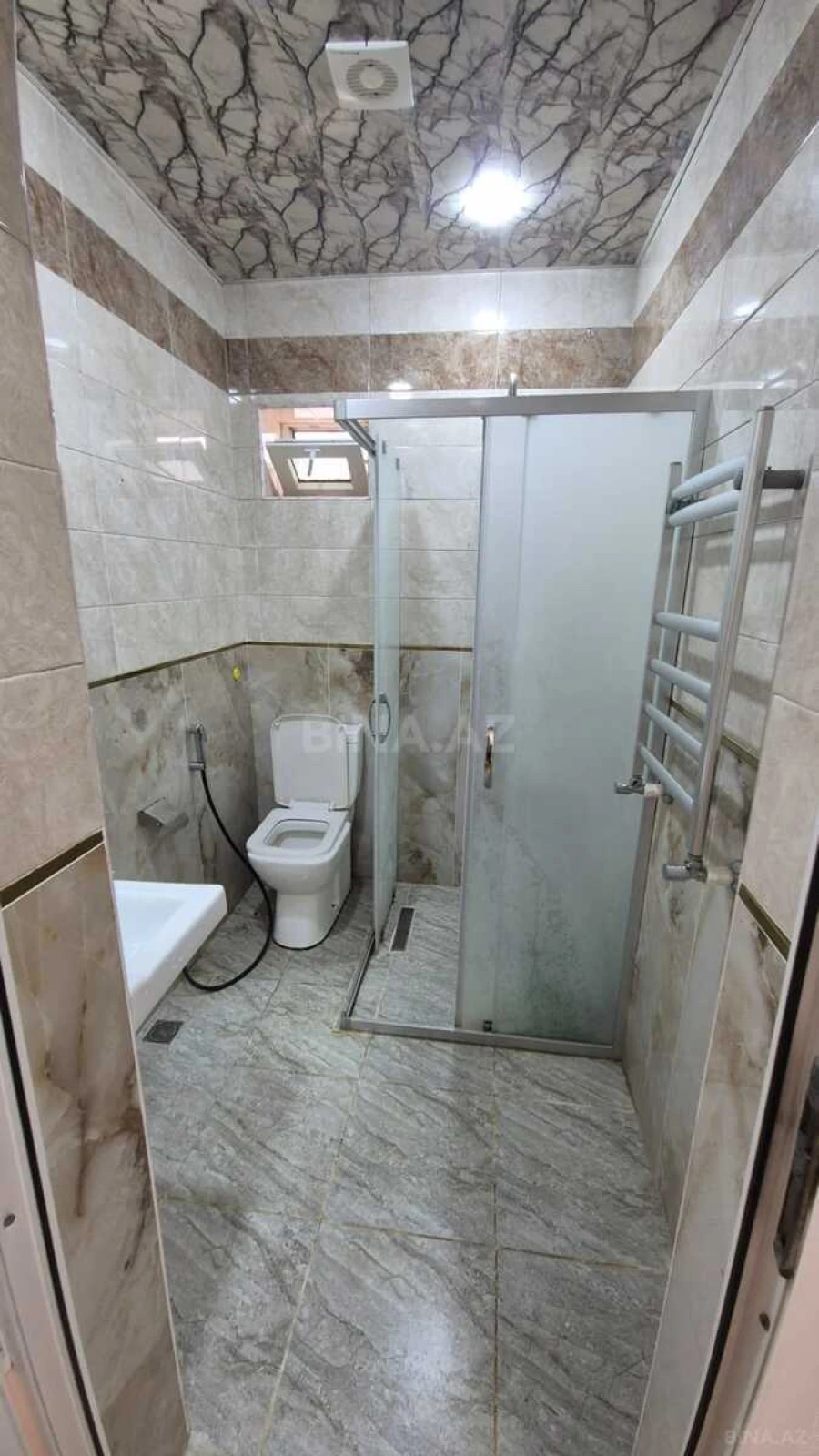Satılır 4 otaqlı həyət evi 120 m²