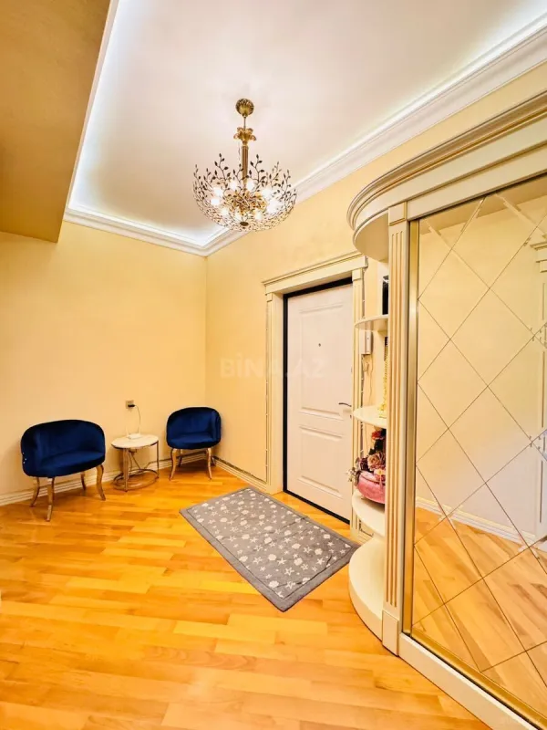 Kirayə verilir 3 otaqlı mənzil 100 m²