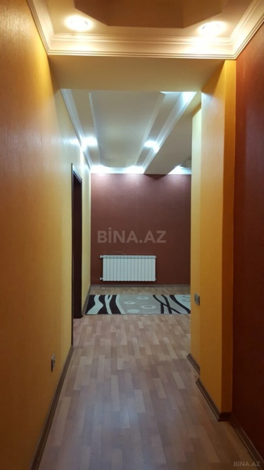 Satılır 3 otaqlı mənzil 145 m²