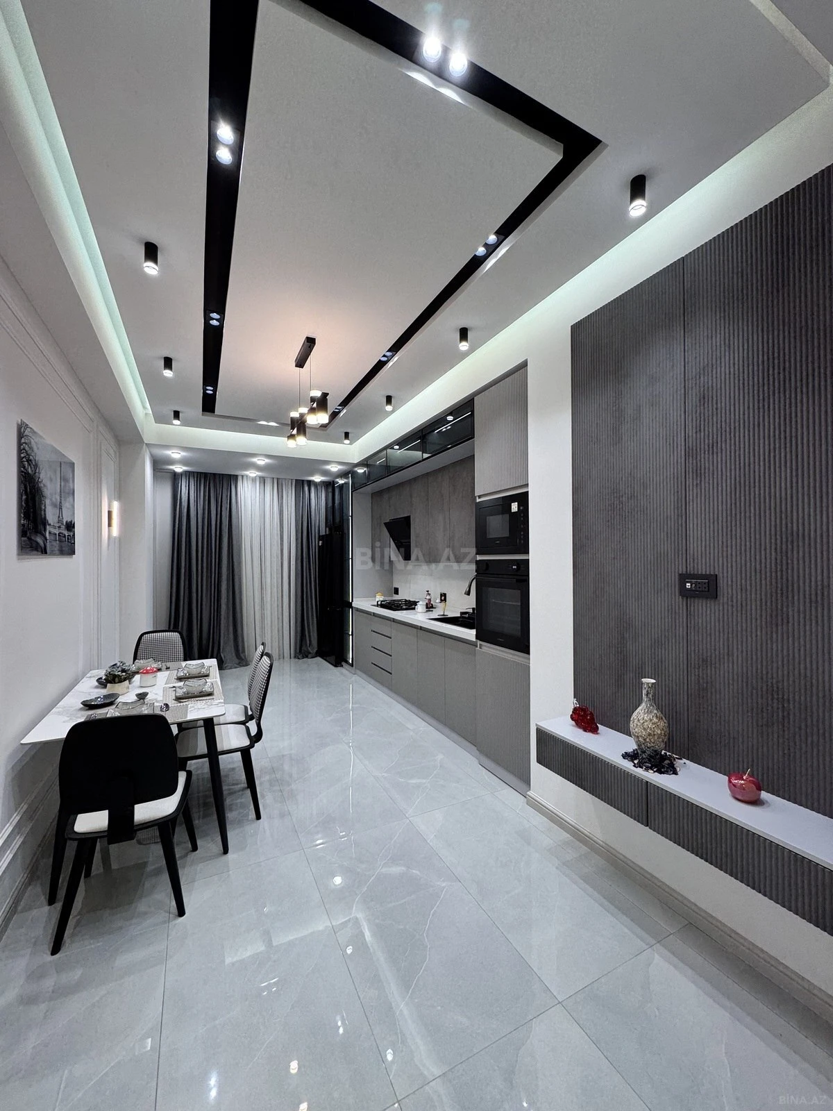 Satılır 3 otaqlı mənzil 140 m²