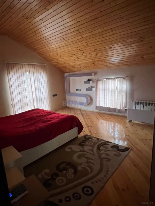 Satılır 4 otaqlı həyət evi 200 m²