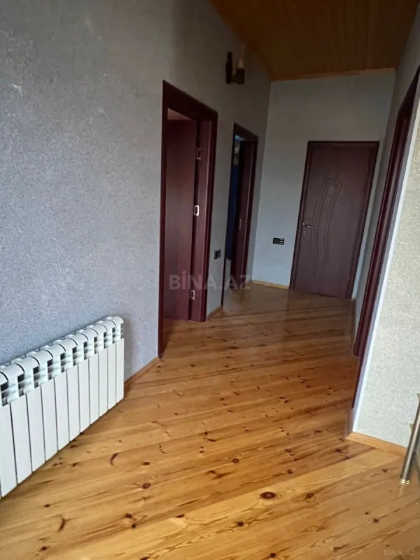 Satılır 4 otaqlı həyət evi 200 m²