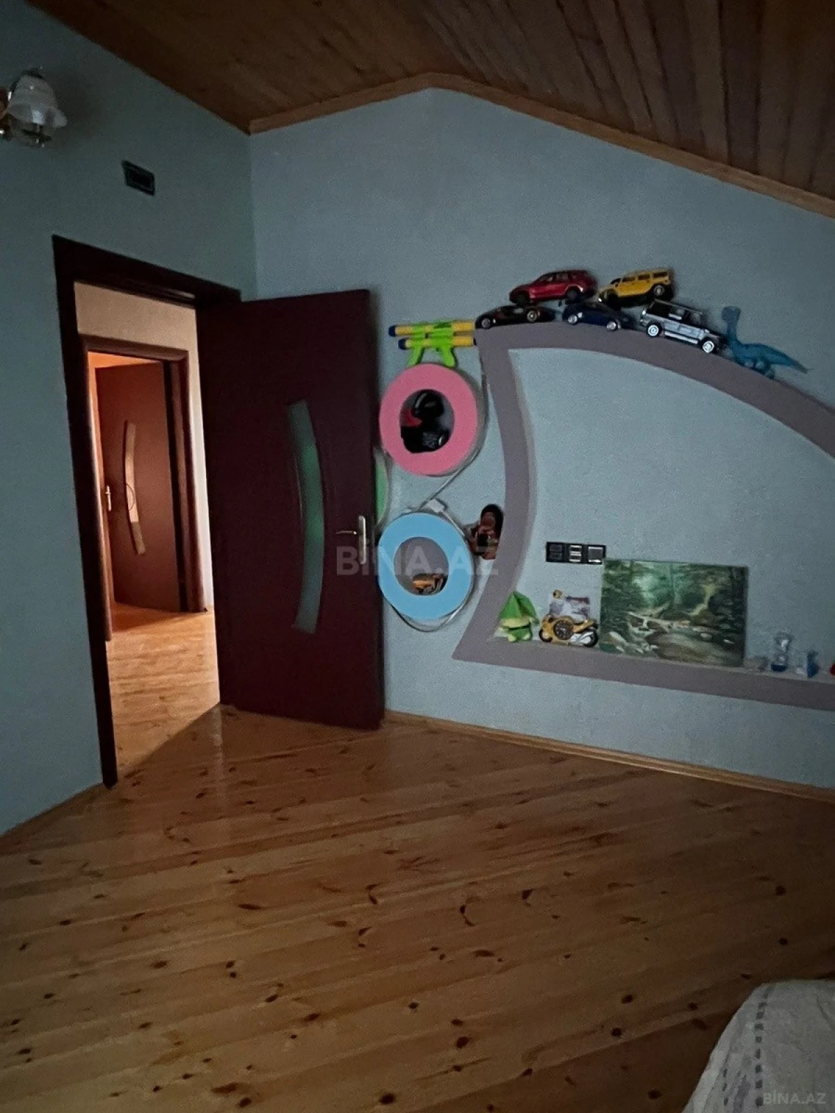 Satılır 4 otaqlı həyət evi 200 m²