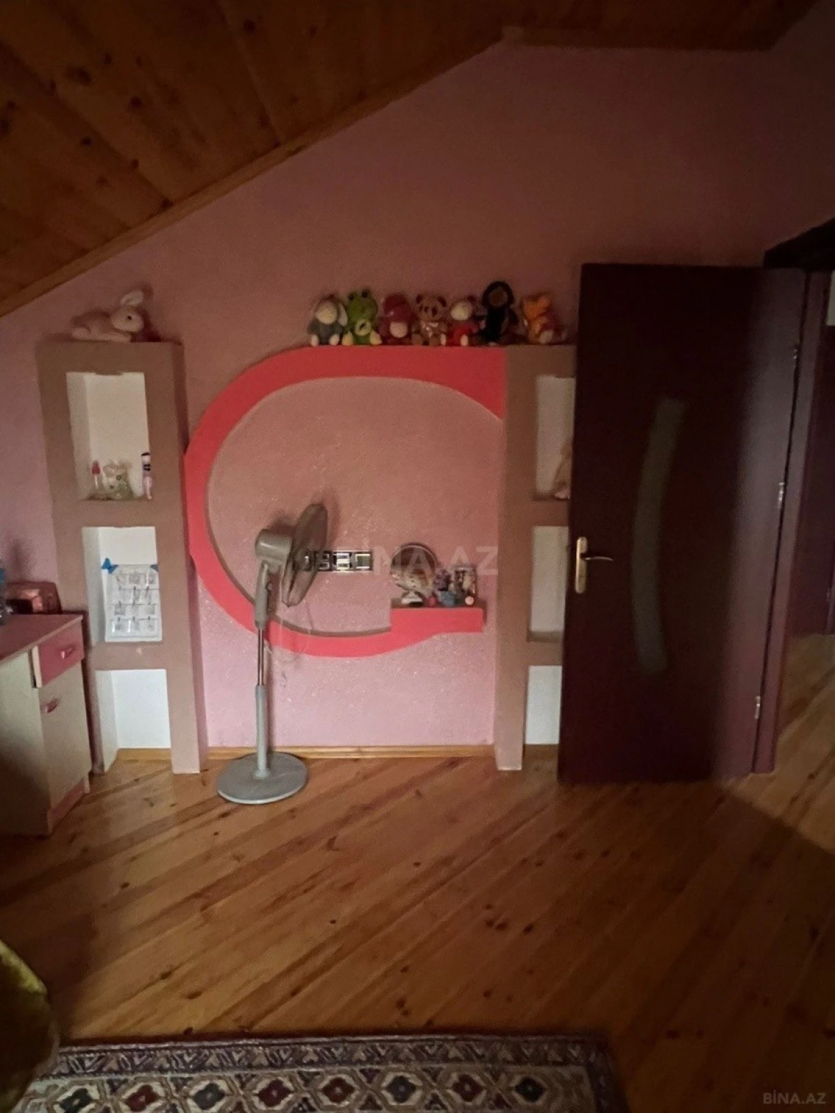 Satılır 4 otaqlı həyət evi 200 m²