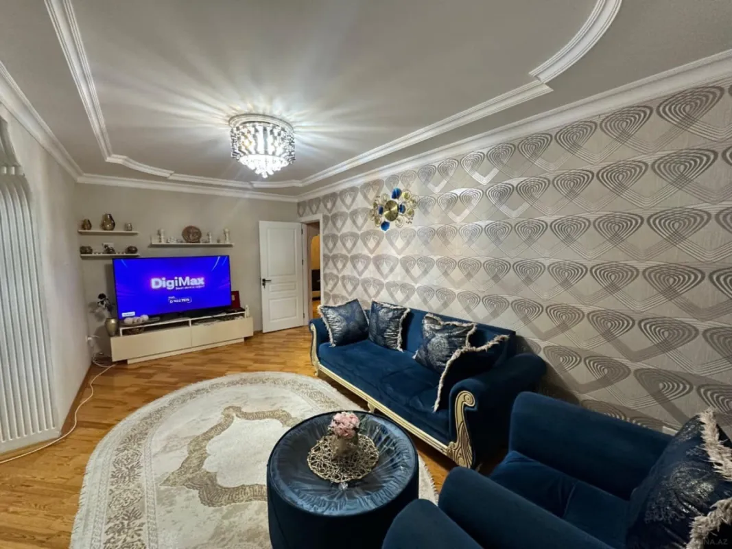 Satılır 4 otaqlı mənzil 102 m²