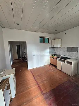 Satılır 3 otaqlı həyət evi 80 m²