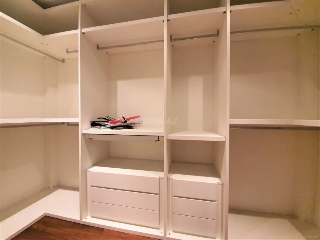 Kirayə verilir 3 otaqlı mənzil 200 m²