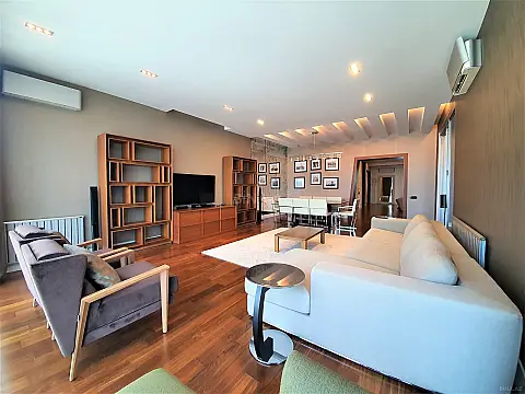 Kirayə verilir 3 otaqlı mənzil 200 m² — Bakı, Xətai 3 otaq 200.00 m²