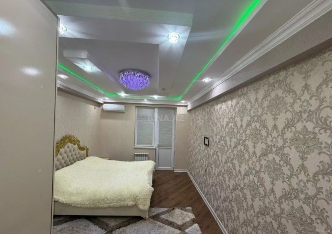 Satılır 3 otaqlı mənzil 112 m²