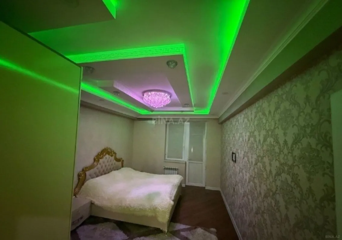 Satılır 3 otaqlı mənzil 112 m²