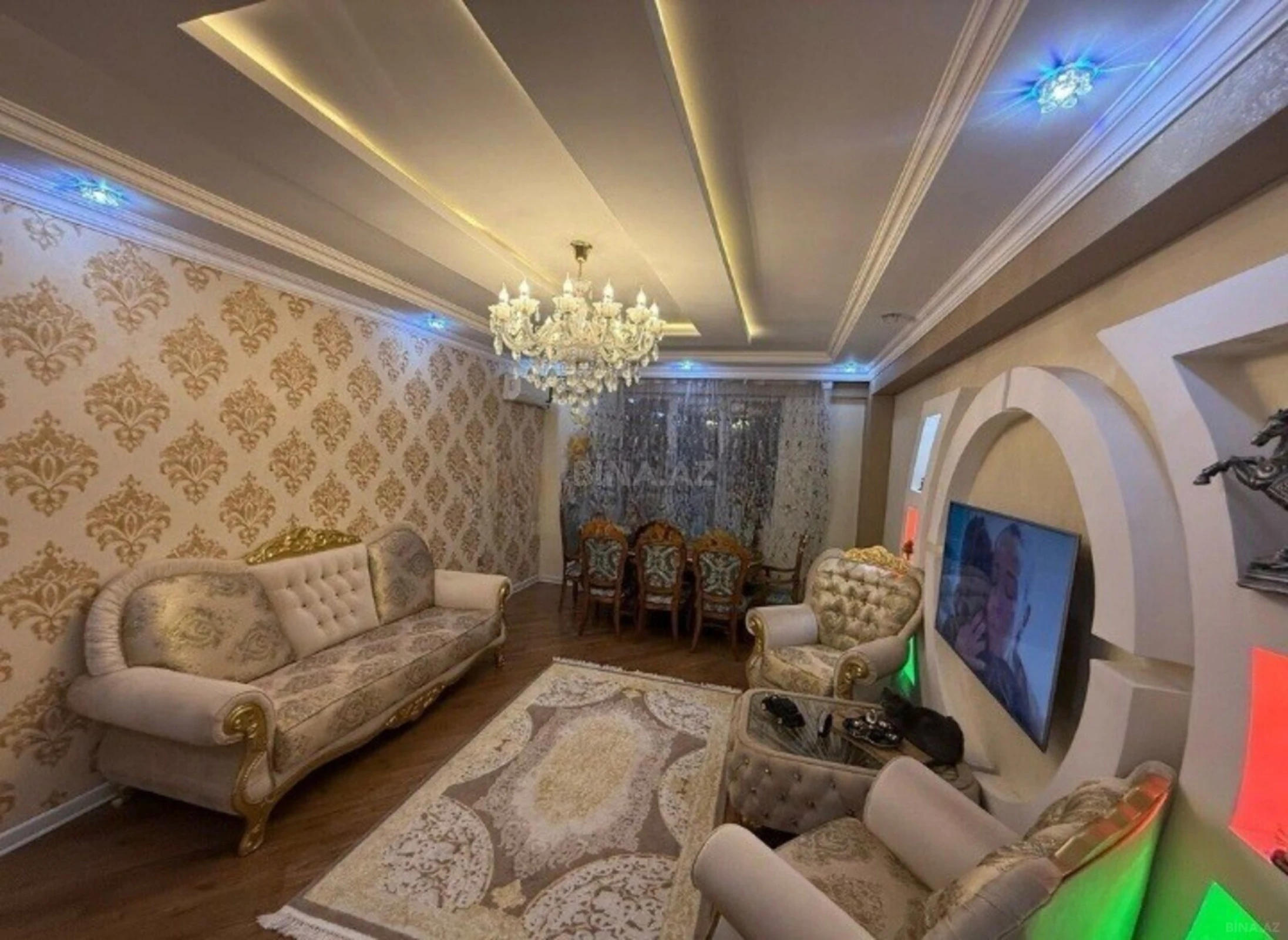 Satılır 3 otaqlı mənzil 112 m²