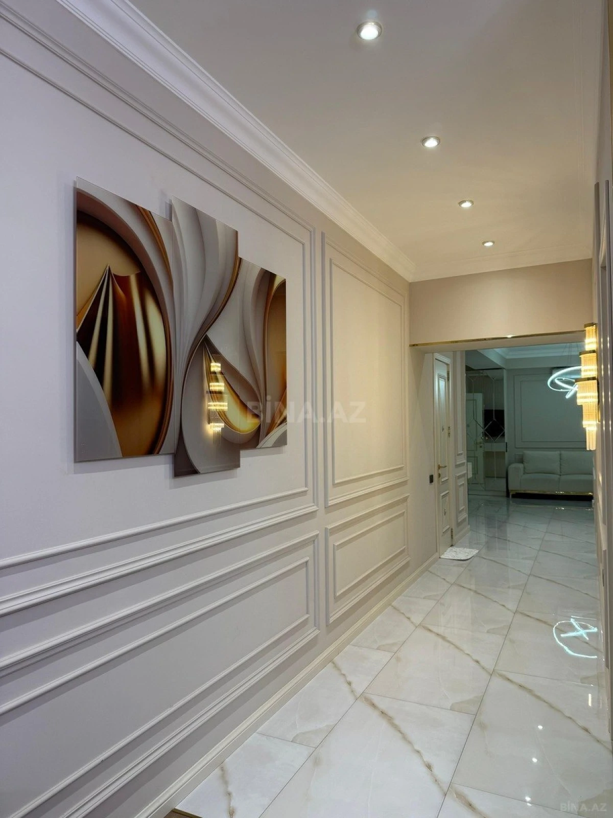 Kirayə verilir 3 otaqlı mənzil 145 m²