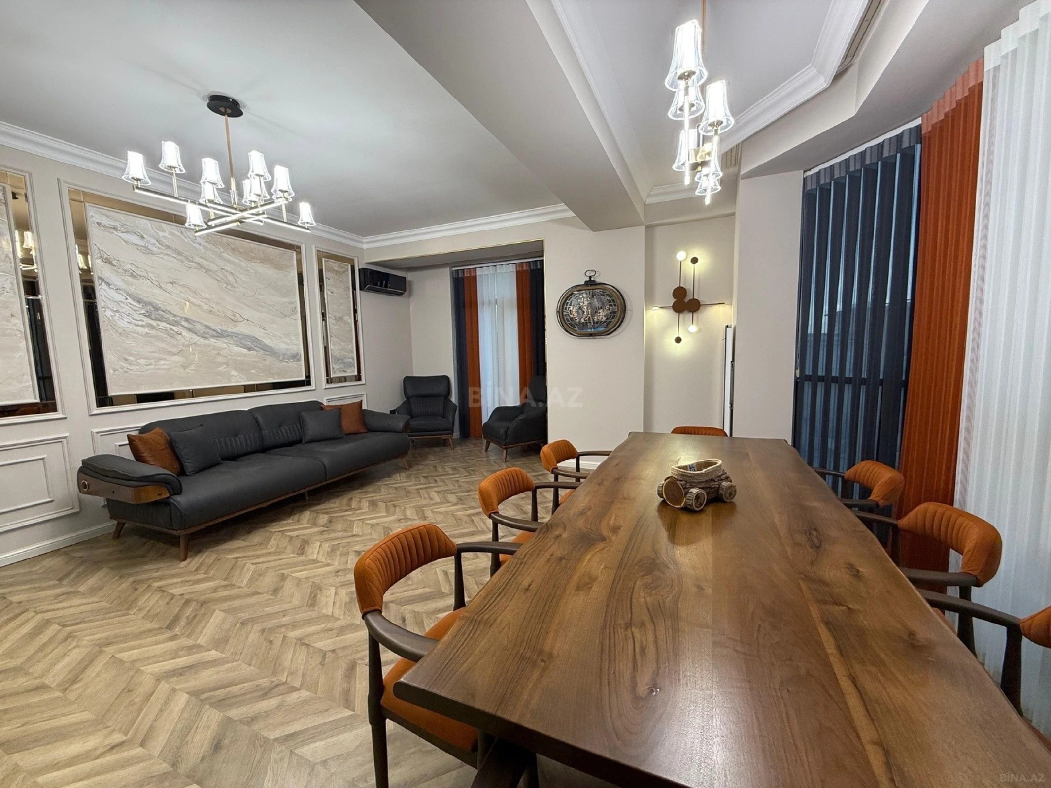 Kirayə verilir 3 otaqlı mənzil 145 m²