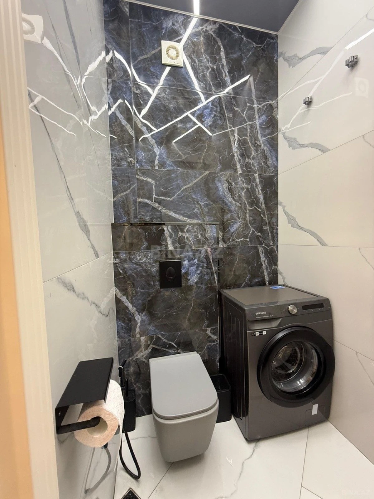 Kirayə verilir 3 otaqlı mənzil 145 m²