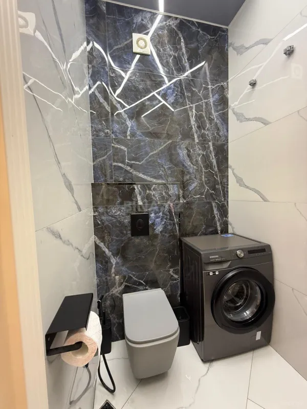 Kirayə verilir 3 otaqlı mənzil 145 m²