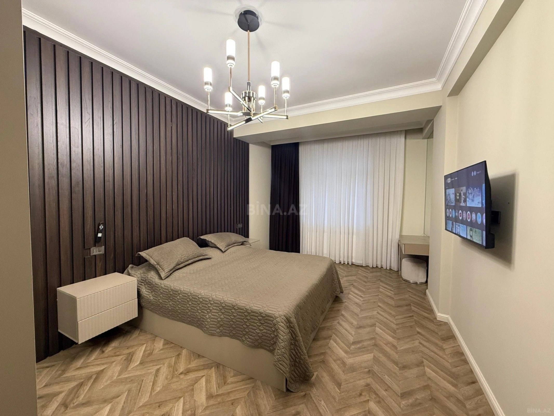 Kirayə verilir 3 otaqlı mənzil 145 m²