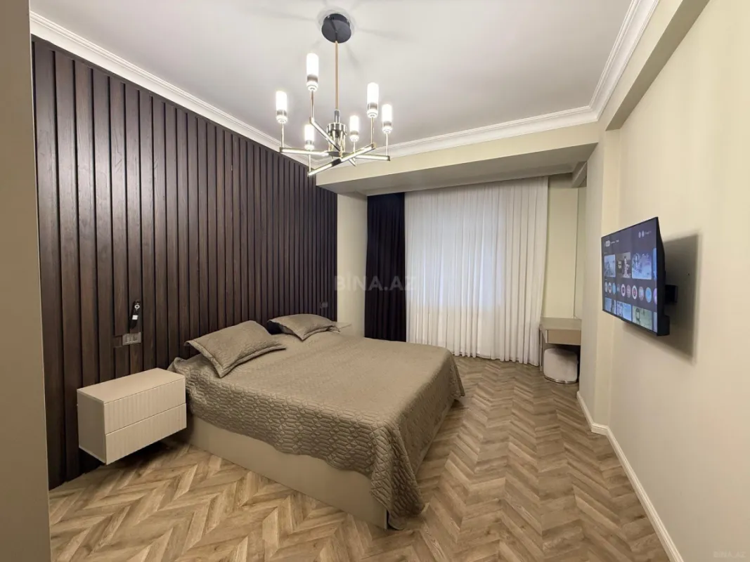 Kirayə verilir 3 otaqlı mənzil 145 m²
