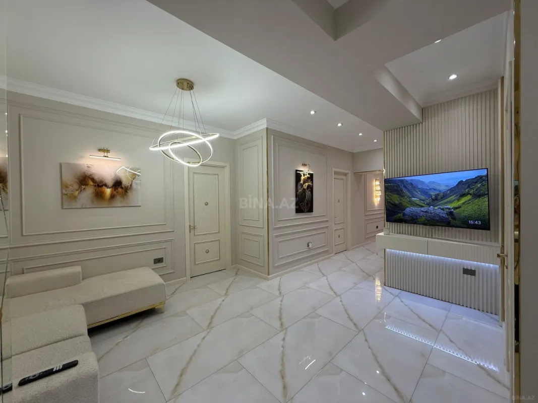 Kirayə verilir 3 otaqlı mənzil 145 m²