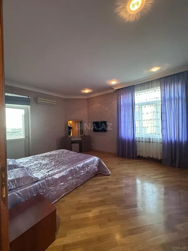 Kirayə verilir 3 otaqlı mənzil 130 m²