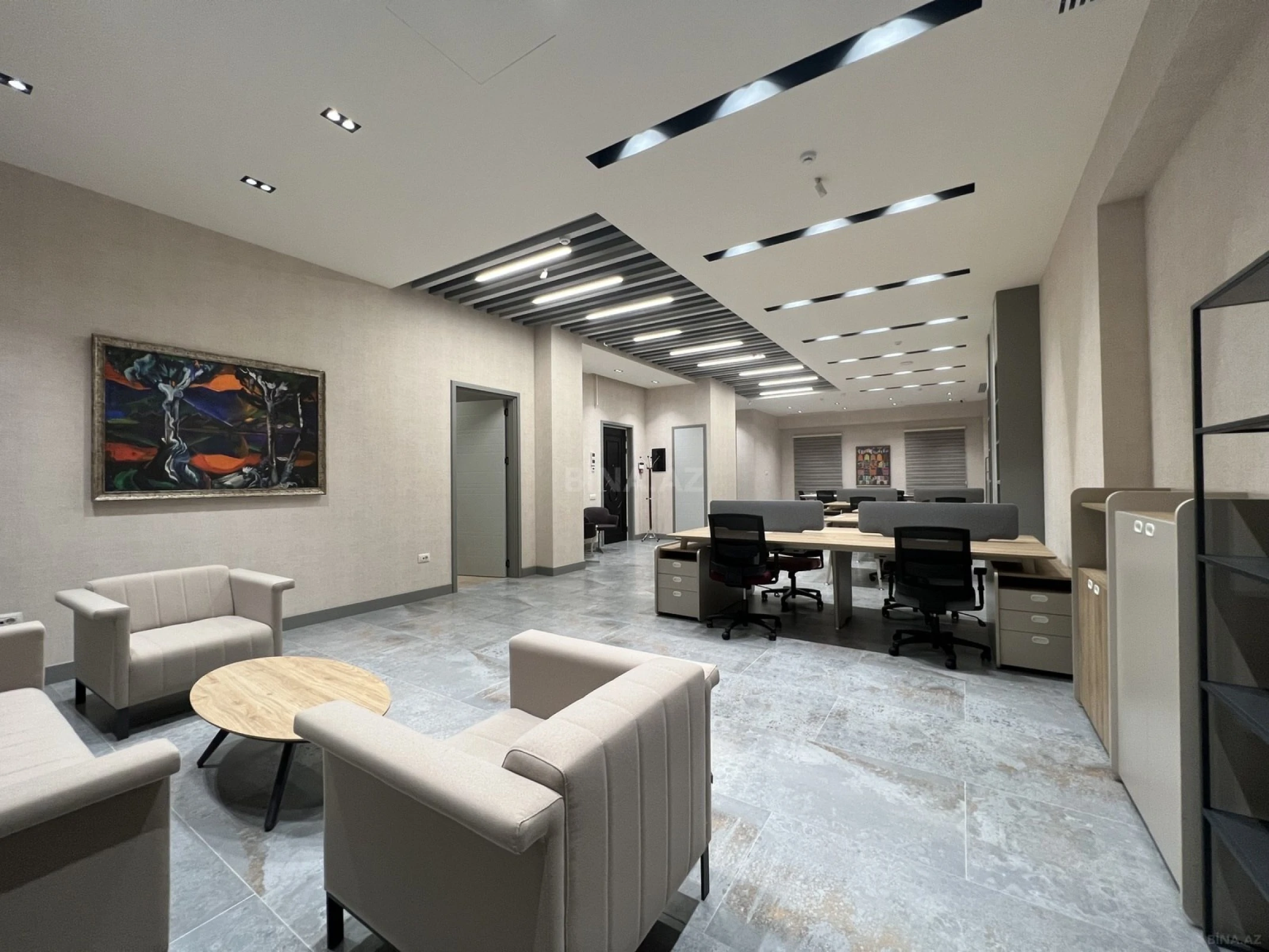 Kirayə verilir 3 otaqlı ofis 165 m²