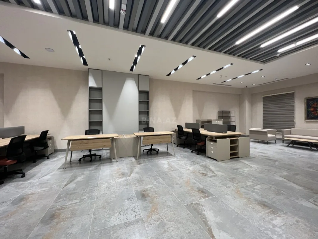 Kirayə verilir 3 otaqlı ofis 165 m²
