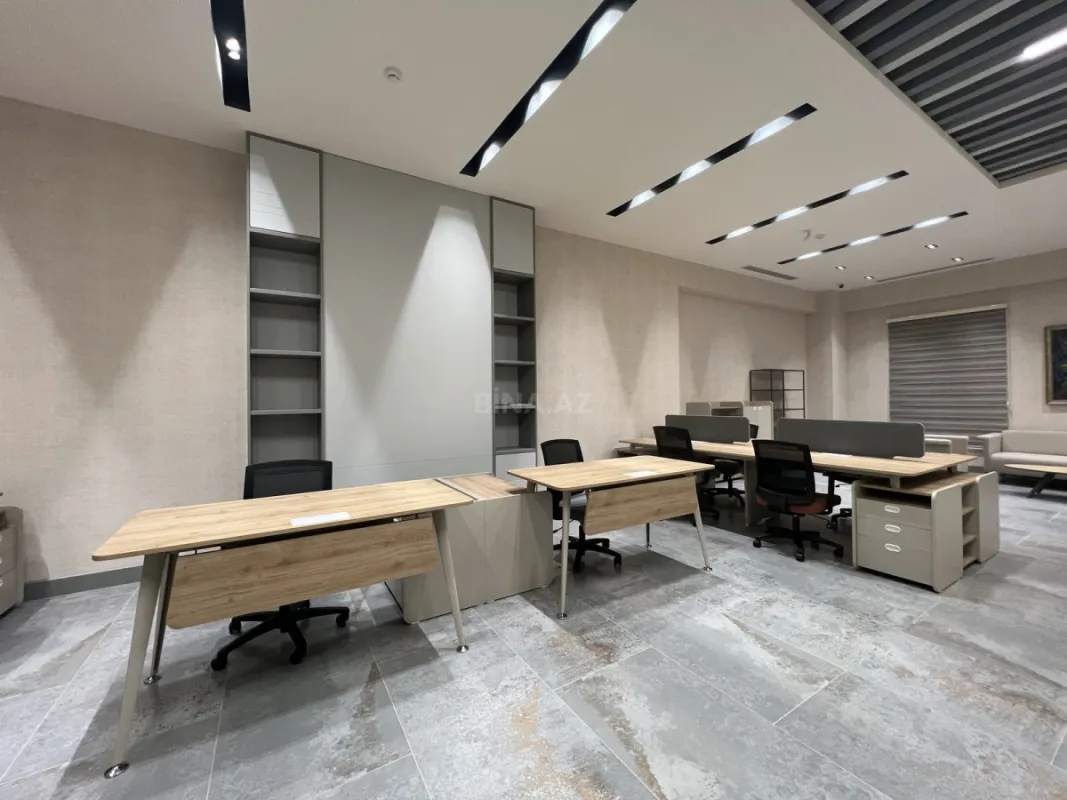 Kirayə verilir 3 otaqlı ofis 165 m²