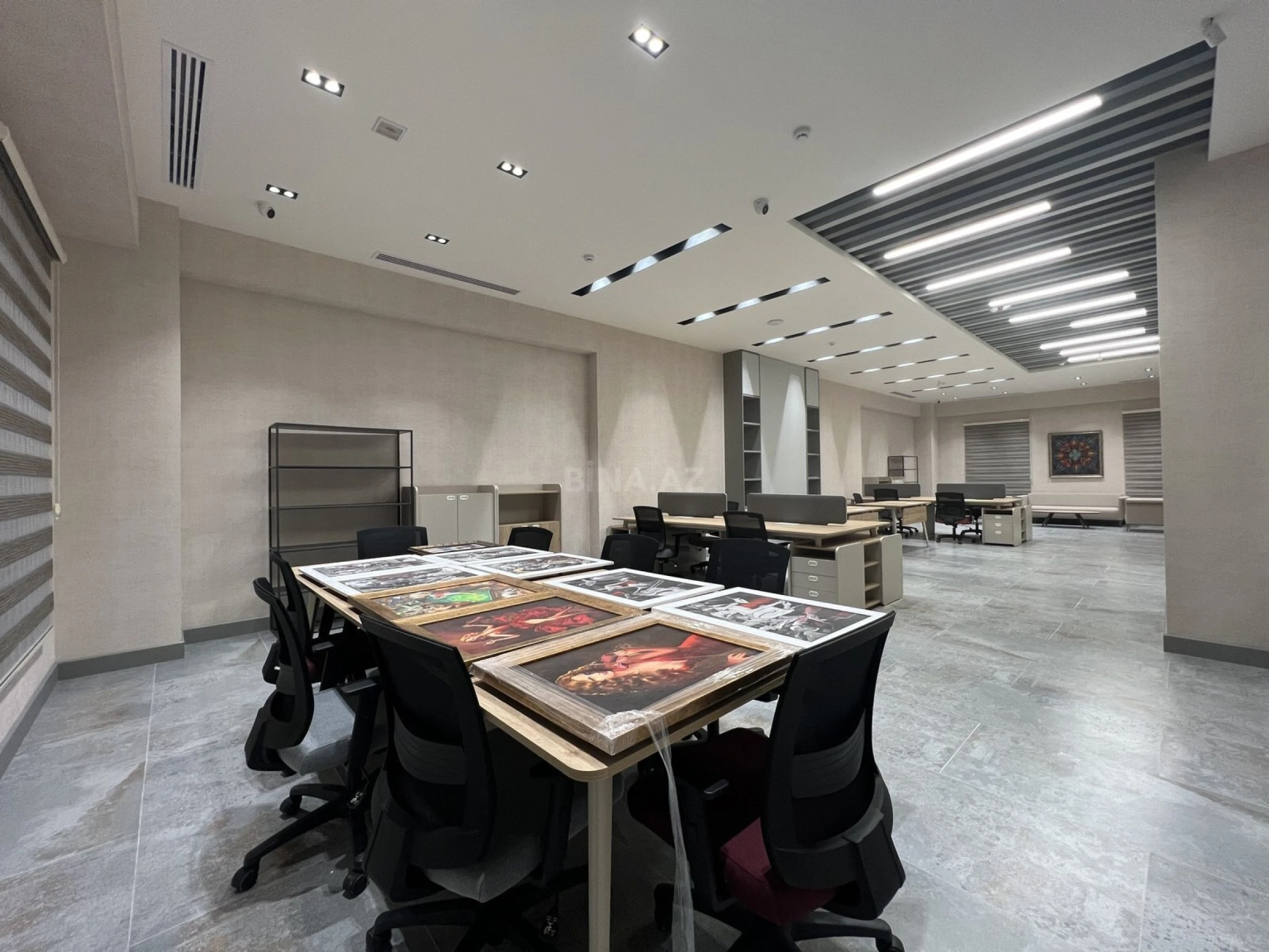 Kirayə verilir 3 otaqlı ofis 165 m²