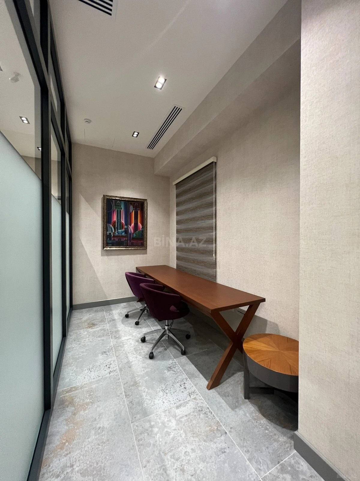 Kirayə verilir 3 otaqlı ofis 165 m²