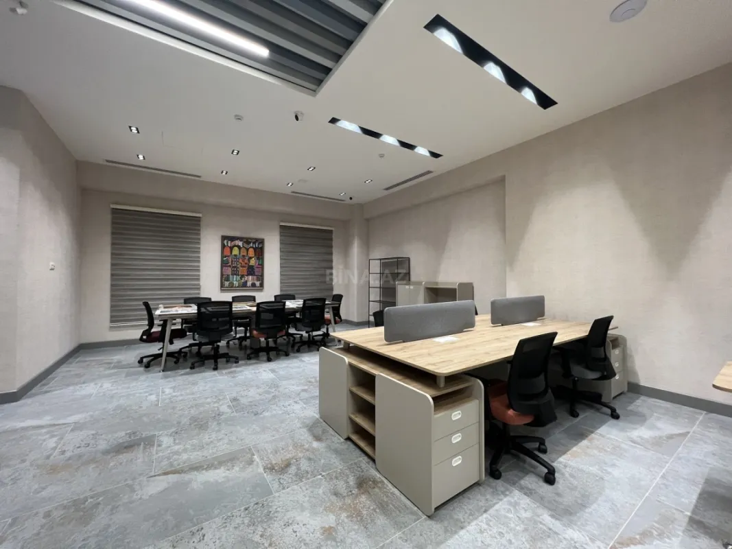 Kirayə verilir 3 otaqlı ofis 165 m²