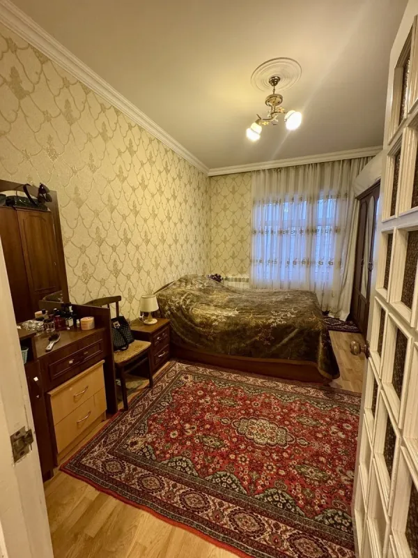 Satılır 3 otaqlı mənzil 86 m²