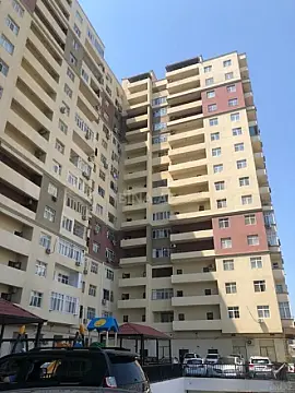Satılır 4 otaqlı mənzil 160 m² — Bakı 4 otaq 160.00 m²