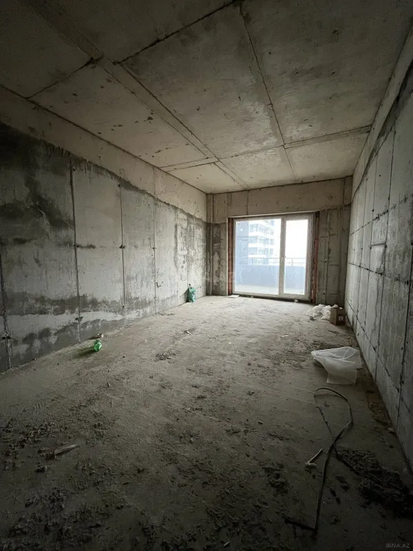 Satılır 3 otaqlı mənzil 112.4 m²