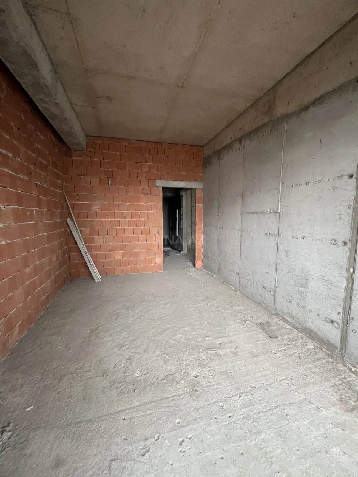 Satılır 3 otaqlı mənzil 112.4 m²