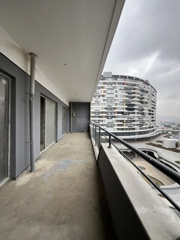 Satılır 3 otaqlı mənzil 112.4 m²