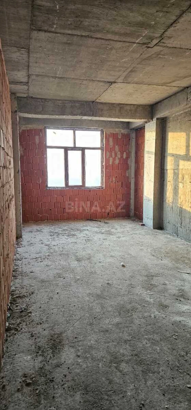 Satılır 2 otaqlı mənzil 71 m²