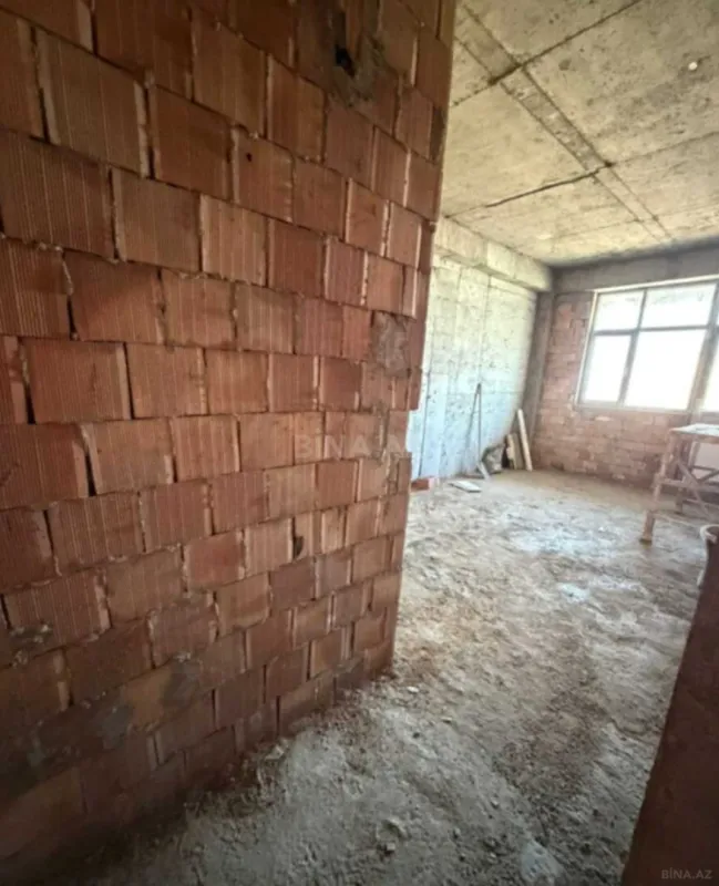 Satılır 2 otaqlı mənzil 89 m²