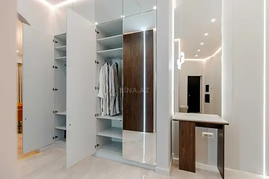 Kirayə verilir 3 otaqlı mənzil 125 m²
