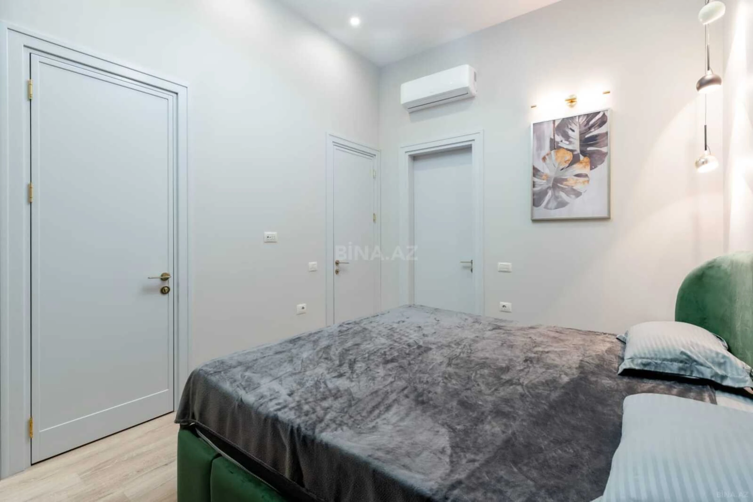 Kirayə verilir 3 otaqlı mənzil 125 m²