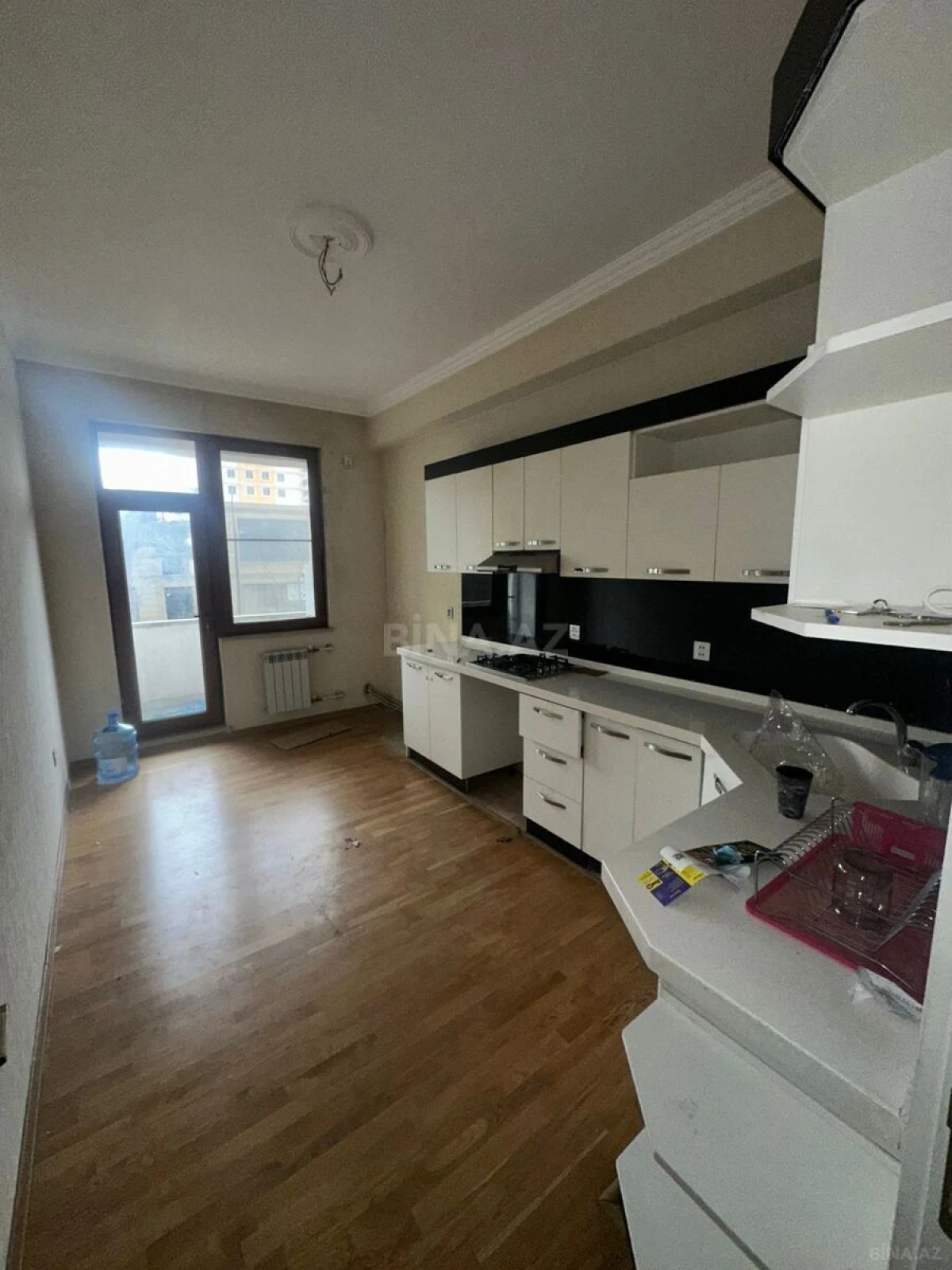 Kirayə verilir 3 otaqlı mənzil 96 m²