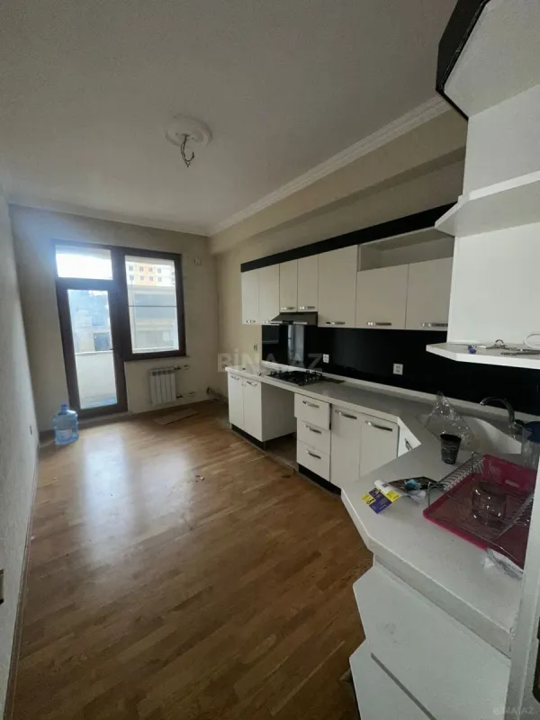 Kirayə verilir 3 otaqlı mənzil 96 m²