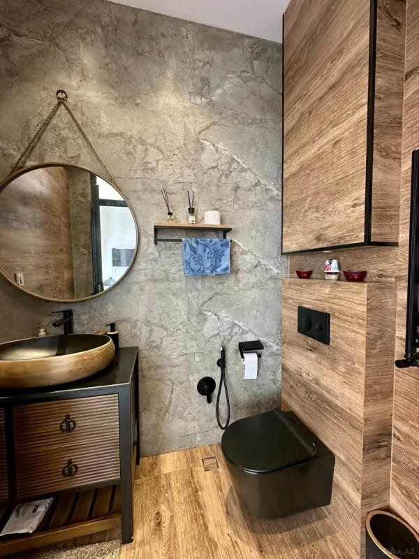 Satılır 5 otaqlı həyət evi 250 m²