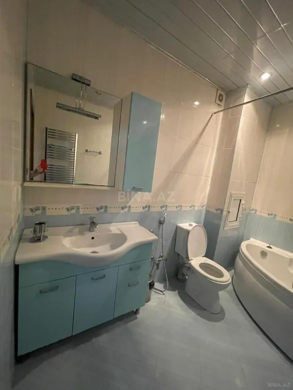 Kirayə verilir 4 otaqlı mənzil 170 m²