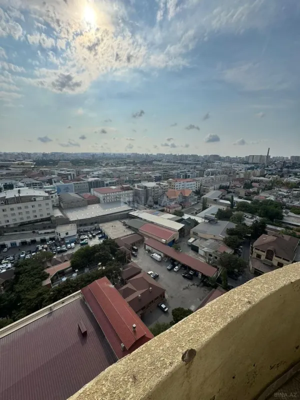 Satılır 3 otaqlı mənzil 102 m²