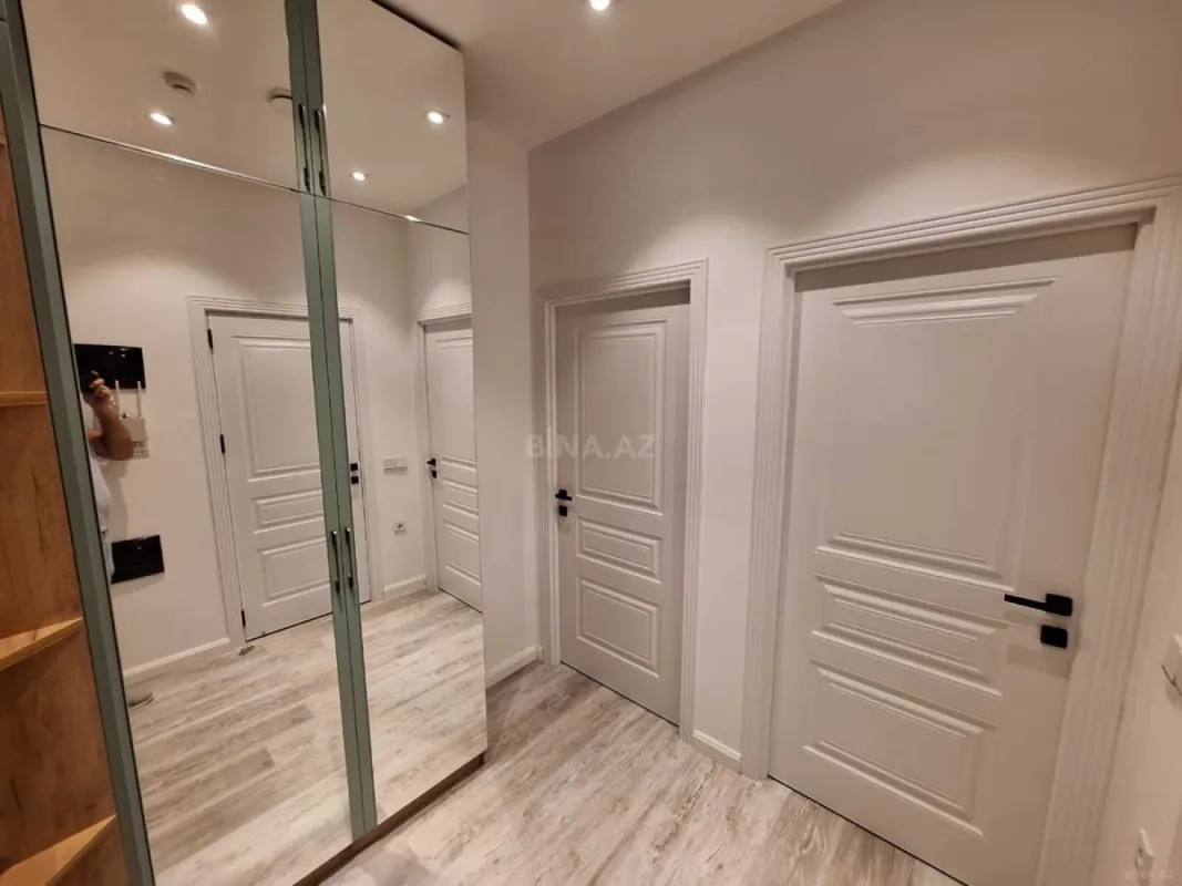 Kirayə verilir 2 otaqlı mənzil 55 m²