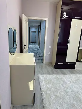 Satılır 3 otaqlı mənzil 112 m²