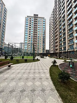 Satılır 3 otaqlı mənzil 95 m²