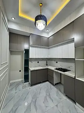 Satılır 3 otaqlı mənzil 95 m²