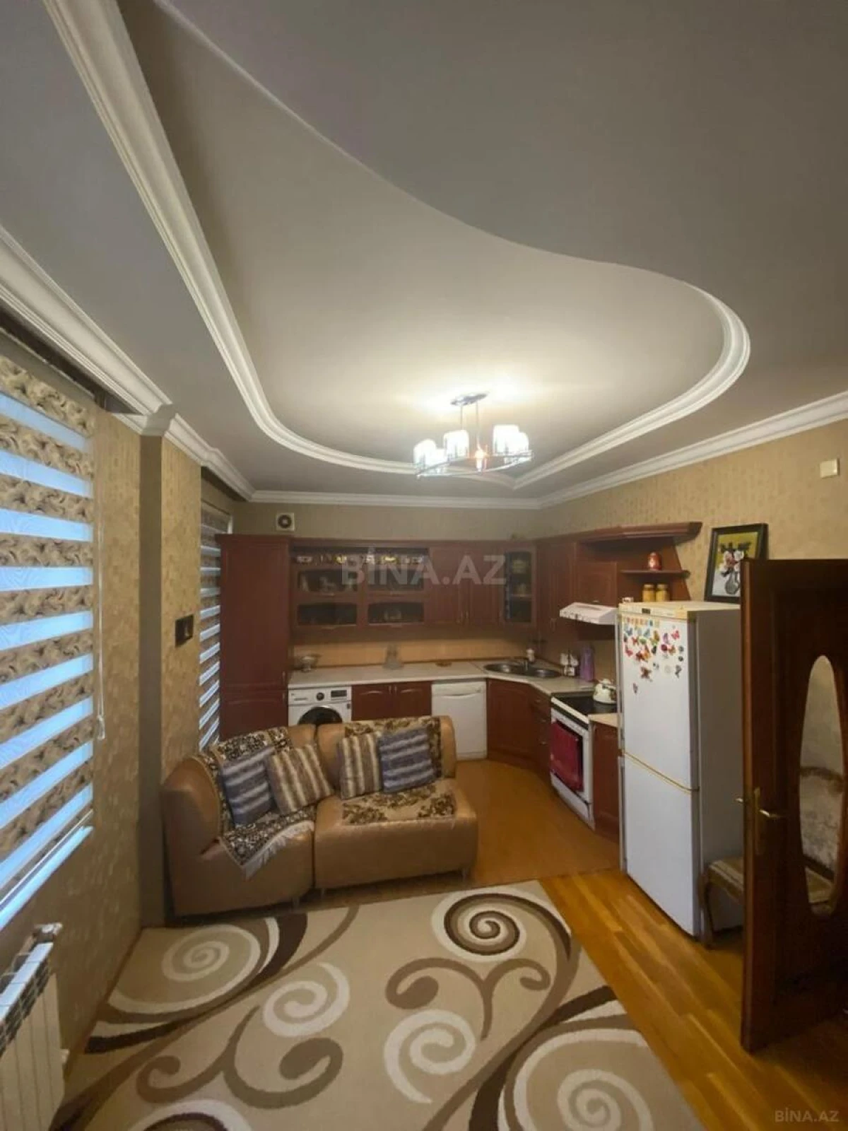 Satılır 3 otaqlı mənzil 136 m²